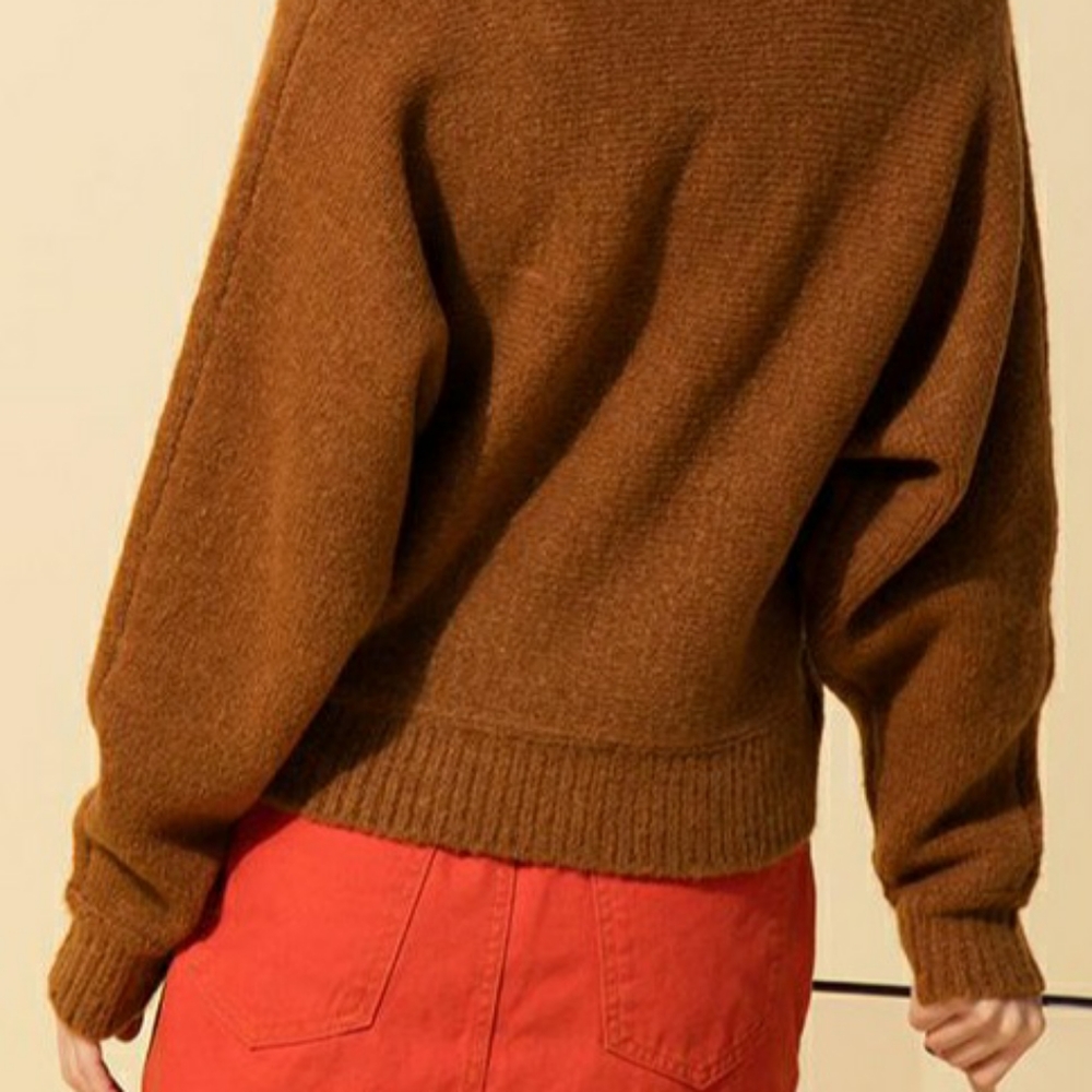 Tops - Picture 2 of 16